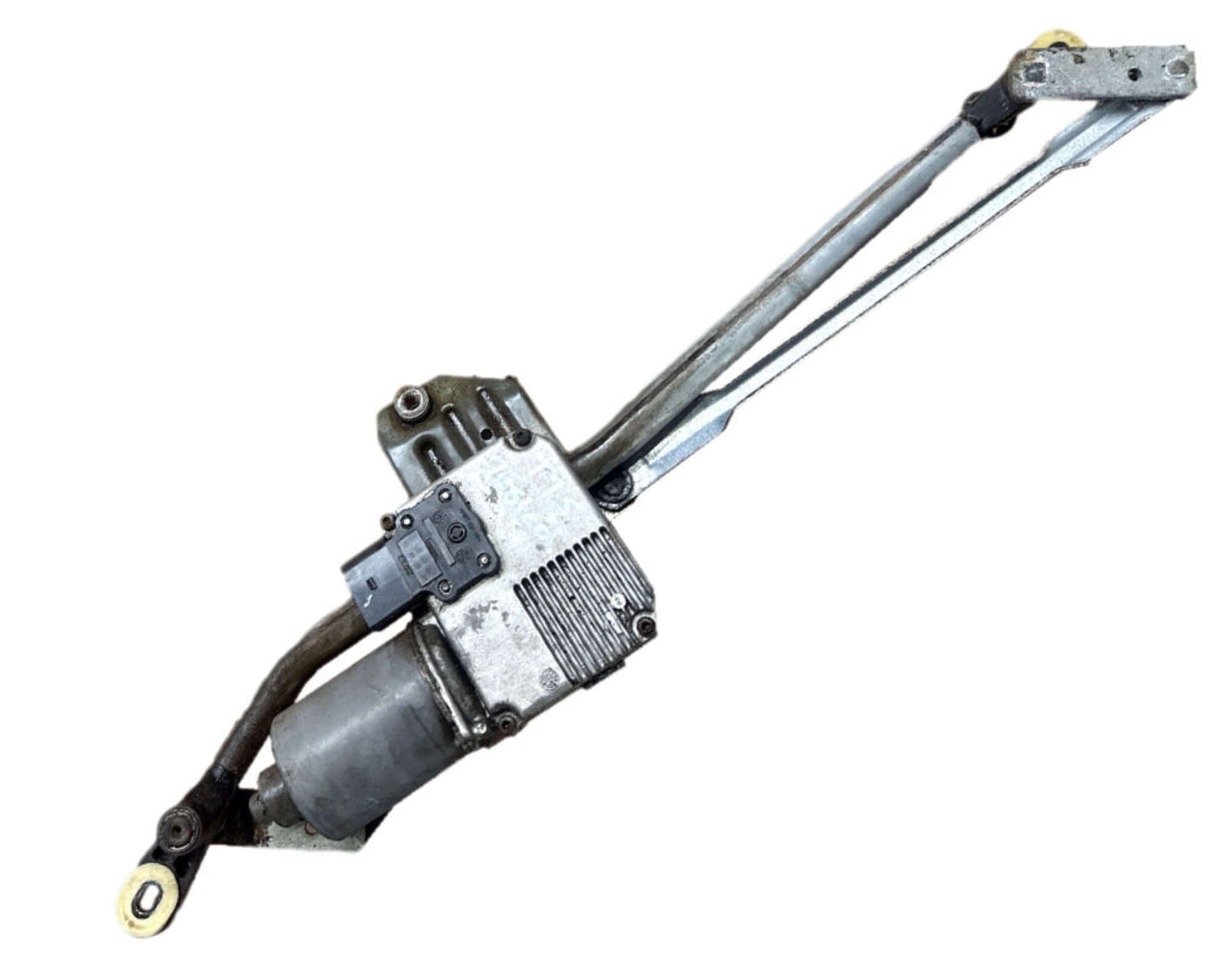2008-2015 AUDI TT TTS Windshield Wiper Motor W/ Linkage OEM used part in excellent condition from GreenGears Auto