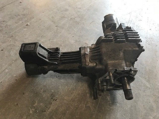 2009-2013 Toyota Matrix Pontiac Vibe All Wheel Drive Transfer Case Assembly AWD used OEM part in excellent condition