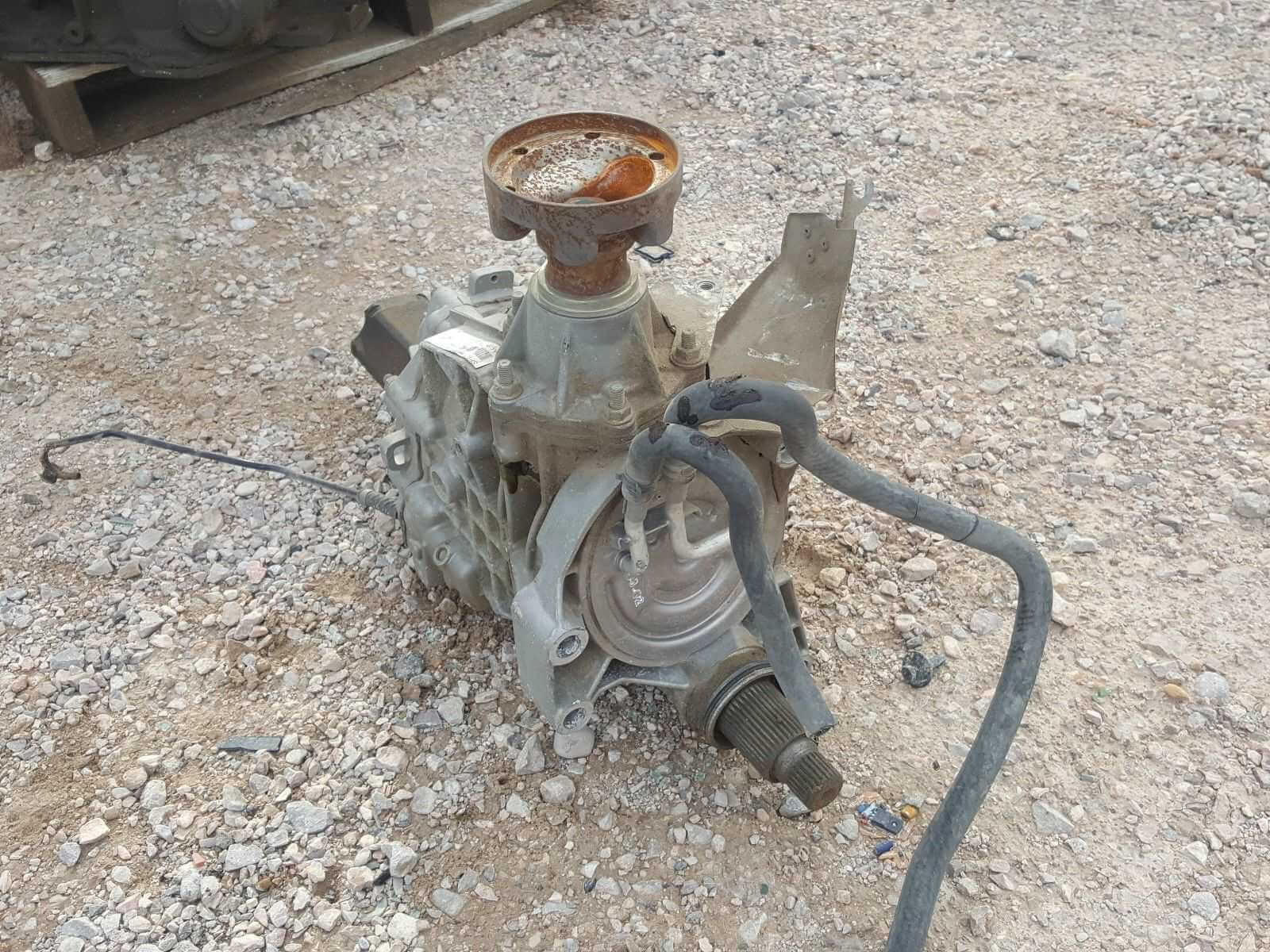 Used OEM 2002-2005 LandRover Freelander Transfer Case 2.5L 4x4 AWD Land Rover 02 03 04 05